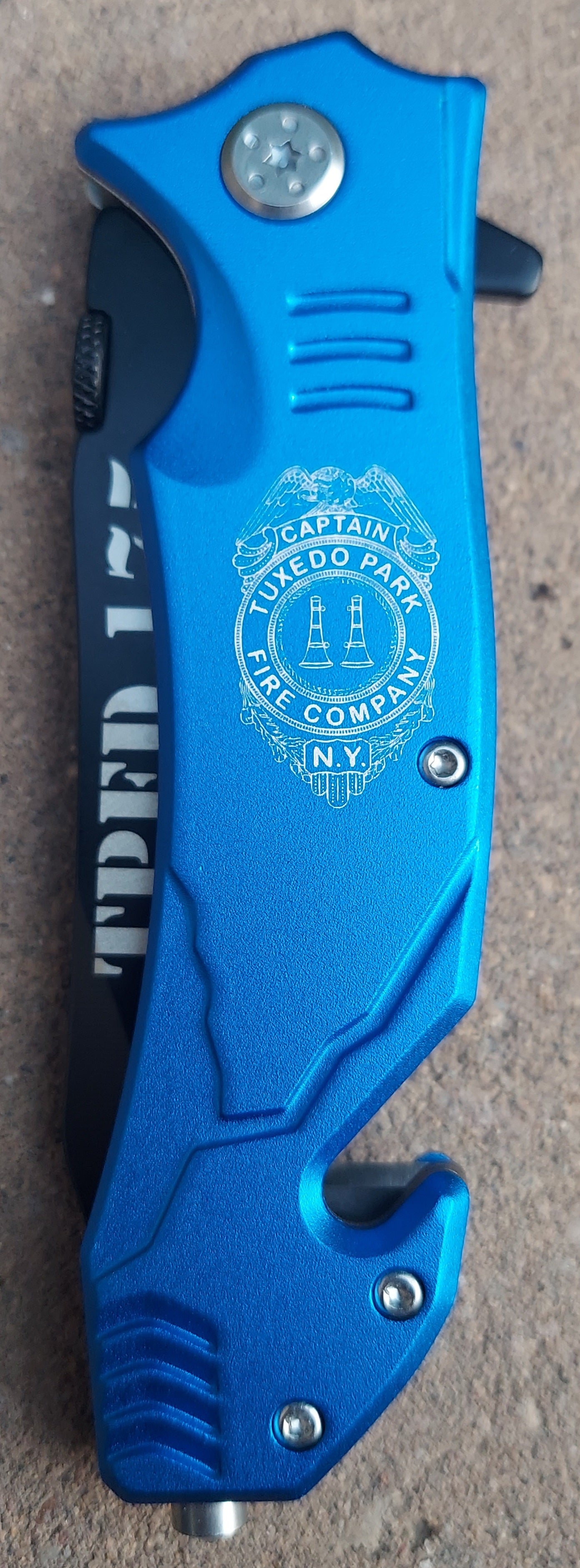 Laser Engraved Bison River Knife - Flag Police Officer Badge Patch Law Enforcement Sheriff Deputy 4 1/2" Rescue Knife