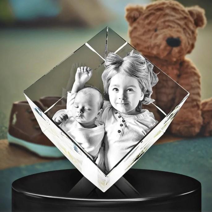 3D Crystal Cut Corner Engraved Photo - Mother's Day, Father's Day, Memorial, Anniversary, Birthday, Mom, Dad, Wife, Pet, 3D Crystal Gift