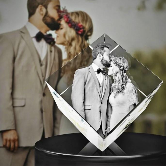 3D Crystal Cut Corner Engraved Photo - Mother's Day, Father's Day, Memorial, Anniversary, Birthday, Mom, Dad, Wife, Pet, 3D Crystal Gift