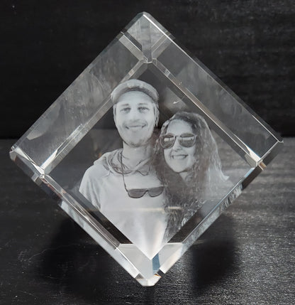 3D Crystal Cut Corner Engraved Photo - Mother's Day, Father's Day, Memorial, Anniversary, Birthday, Mom, Dad, Wife, Pet, 3D Crystal Gift