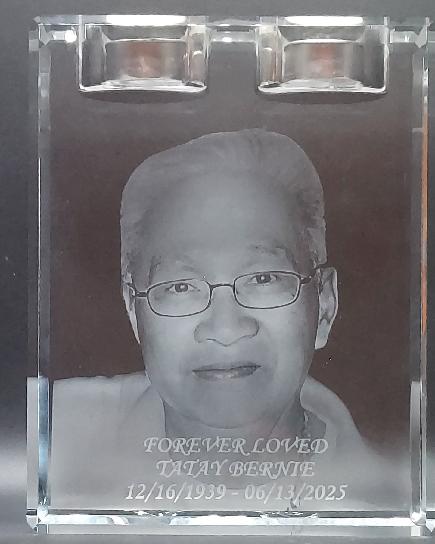 3D Crystal Photo Urn / Candles Engraved with your photo - Memorial, Mom, Dad, Husband, Wife, Child, Friend, Pet, 3D Picture in Crystal Urn