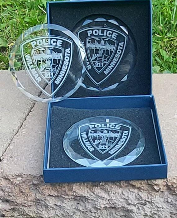 custom laser engraved crystal christmas ornament willmar police department 