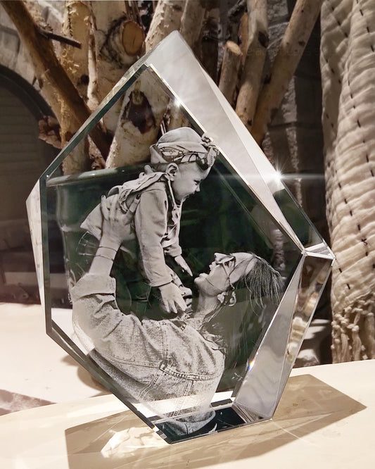 3D Crystal Photo Prestige Engraved - Mother's Day, Father's Day, Memorial, Anniversary, Birthday, Mom, Dad, Wife, Husband, Pet 3D Picture