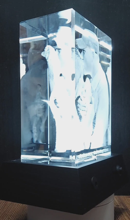3D Crystal Photo Portrait Engraved with your photo - Mother's Day, Father's Day, Memorial, Mom, Dad, Wife, Pet, 3D Picture in Crystal Gift