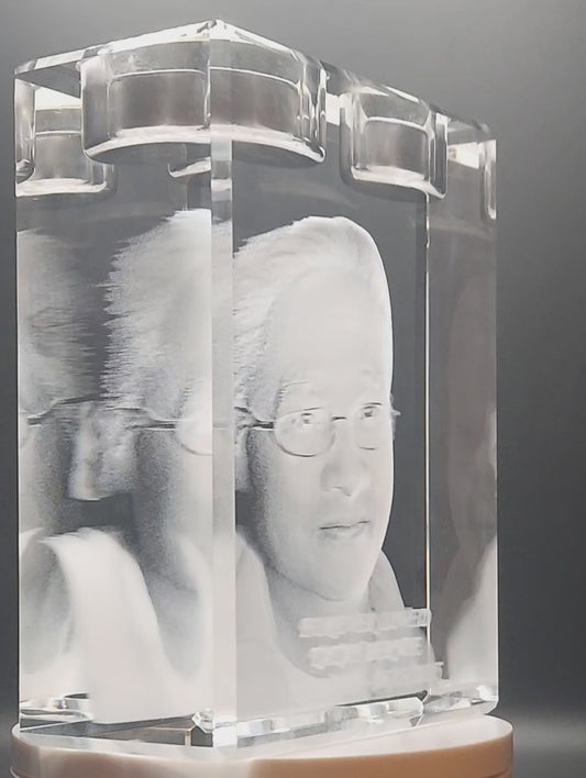 3D Crystal Photo Urn / Candles Engraved with your photo - Memorial, Mom, Dad, Husband, Wife, Child, Friend, Pet, 3D Picture in Crystal Urn